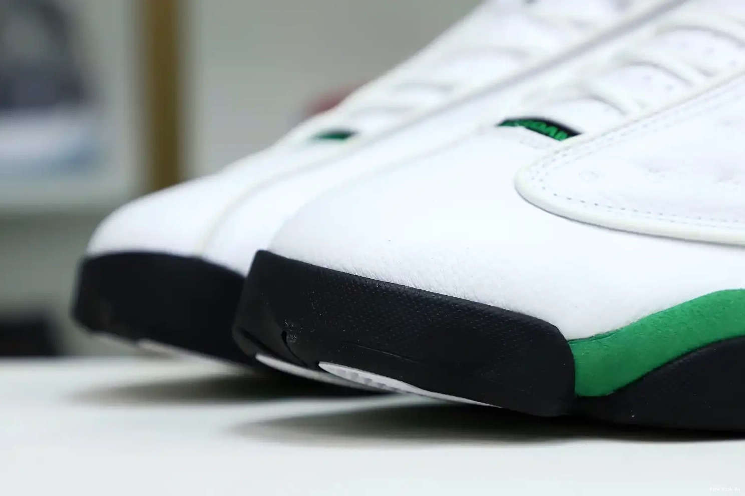 DB6537-113 “LUCKY AIR 13 GREEN” JORDAN Kimikick 0725